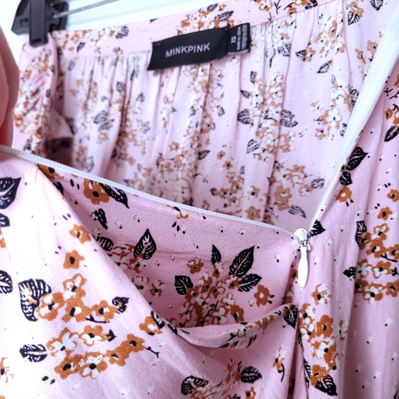 2/$30 🌻 | Minkpink | Pink Floral Button Skirt - Picture 11 of 13